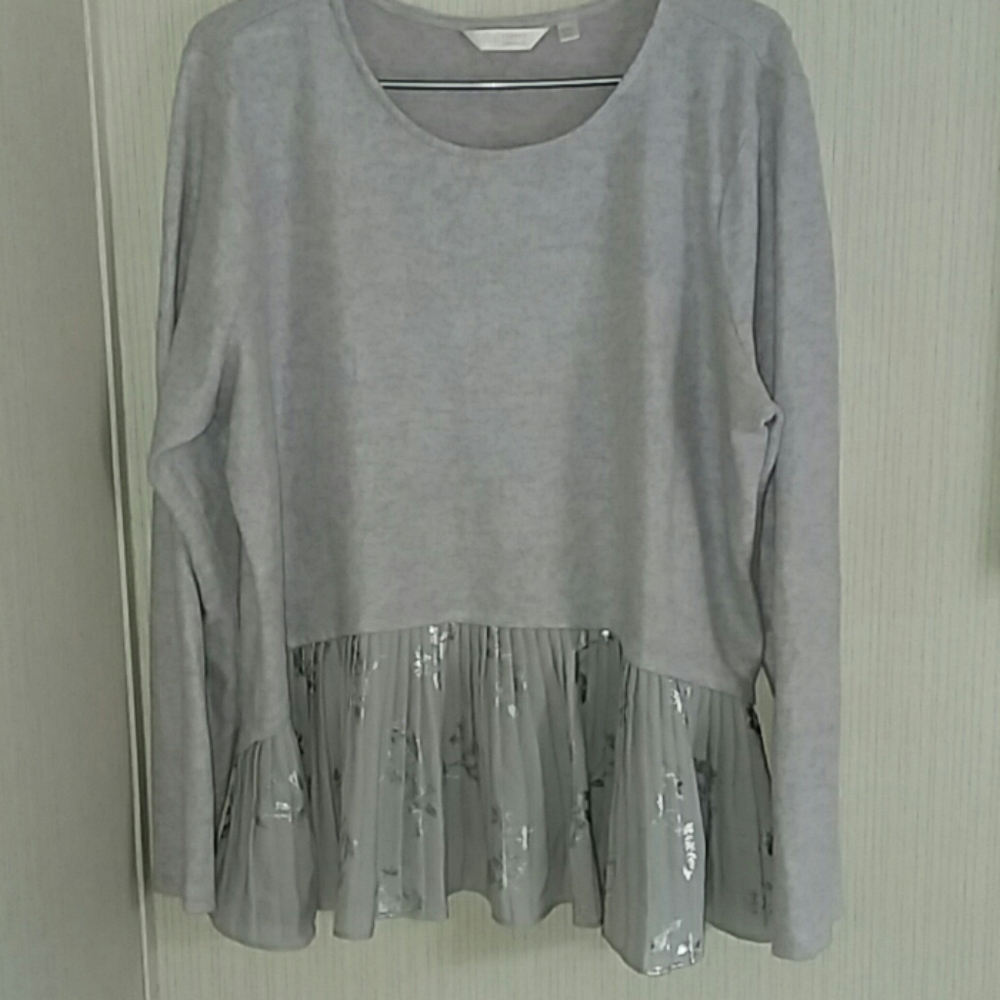 Lauren Conrad Fleece sweater